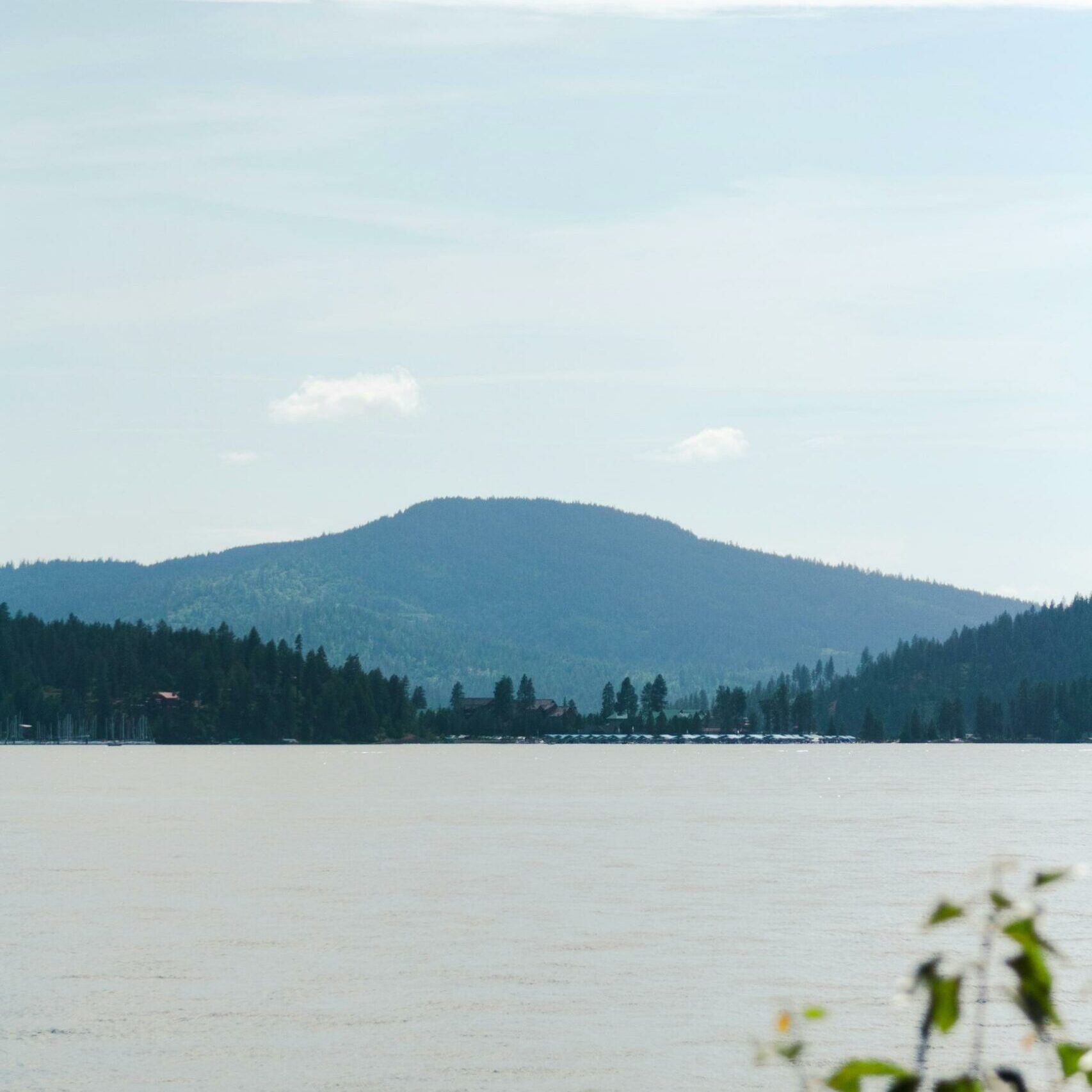 Hayden Lake paddleboarding and kayaking